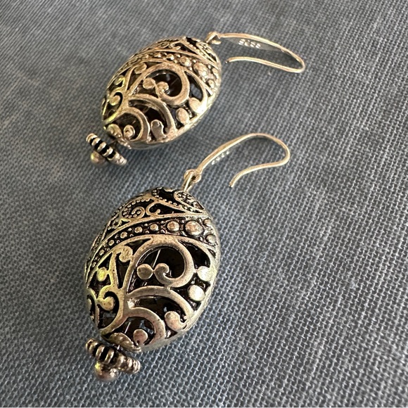 Silver filigree drop earrings, new, never worn. - Picture 5 of 7